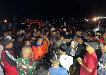 Empat Pemuda Pencari Kerang di Sapu Ombak, Satu Meninggal Tiga Selamat