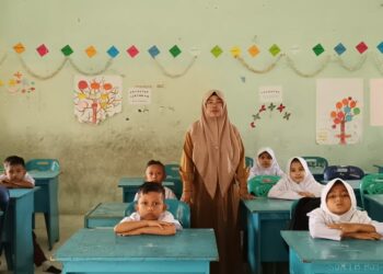 Tangisan dan Harapan Guru Honorer di Aceh: Perjuangan 20 Tahun untuk Masa Depan yang Lebih Baik