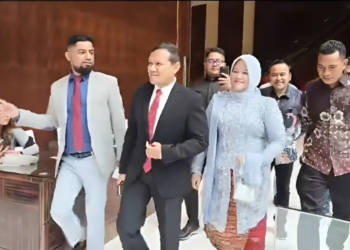Wakil Gubernur Aceh Terpilih DekFadh Hadiri Pernikahan Anak Gubernur Aceh Terpilih Muzakir Manaf di Malaysia