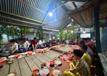 Jamaah Pengajian Balai Darus Sadiqi Gelar Buka Puasa Bersama di Gampong Baroh Kuta Batee