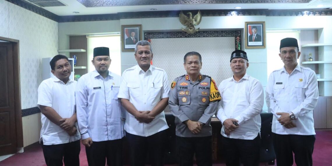 Bupati Aceh Utara Ayah Wa Terima Kunjungan Silaturahmi Kapolres, Bahas Sinergi Keamanan dan Pelayanan Publik