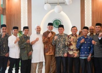 Wakil Gubernur Aceh Temui Sekjen MUI, Bahas Status Tanah Wakaf Blang Padang