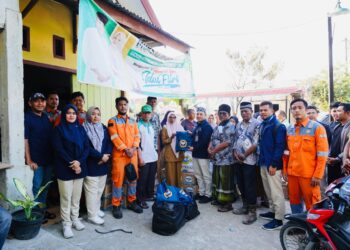 Tanggap Bencana, PT PIM Serahkan Bantuan untuk Korban Kebakaran di Tambon Baroh