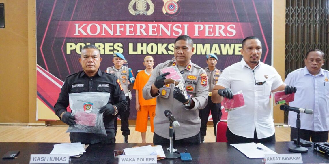 Polres Lhokseumawe Tangkap Terduga Pelaku Pembakaran Rumah di Gampong Beunot, Kecamatan Syamtalira Bayu, Sita Senpi Rakitan