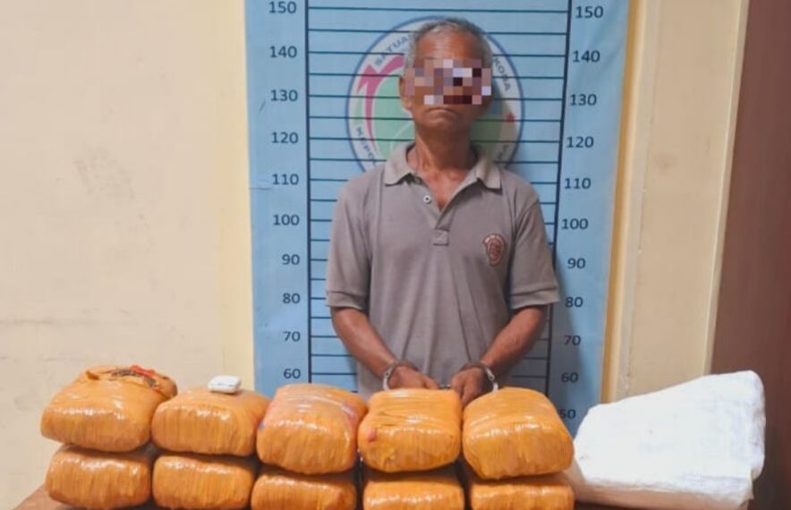 Pria Paruh Baya Diamankan Polisi, Bawa 10 Bungkus Ganja di Keranjang Motor