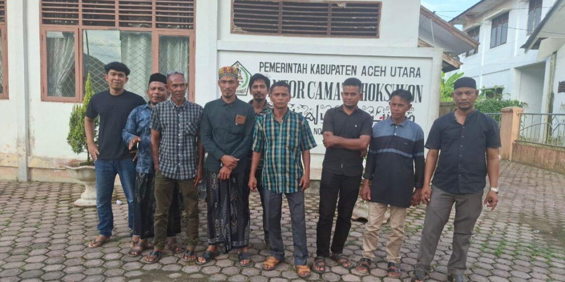 Guraaa! Camat Lhoksukon Permainkan Warganya