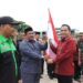 Pemko Lhokseumawe Gelar Pembagian Bendera Merah Putih Dan Launching Bahasa Aceh Dalam Rangka Hari Kemerdekaan