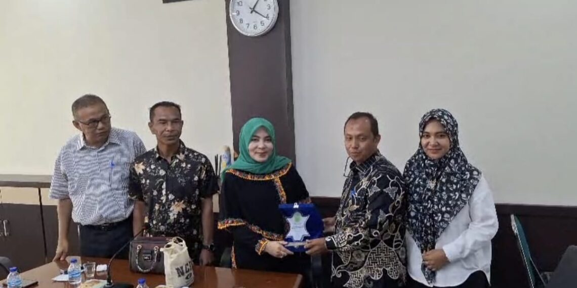 Bunda Salma Janjikan Dukungan Pembangunan Fakultas Kedokteran Umuslim