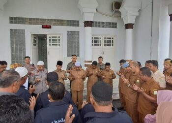Kapolda Aceh Bersama Pengurus Masjid Raya Doakan Aksi Hari Ini Berjalan Damai dan Lancar