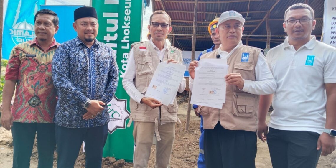LAZISKAHMI Dan Islamic Relief Indonesia Tandatangan MOA Pembangunan Rumah Keluarga Yatim Dan Dhuafa