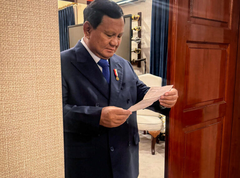 Sepucuk Surat dari Siswa Sekolah Rakyat untuk Presiden Prabowo: Tunggu kami ya, Pak…