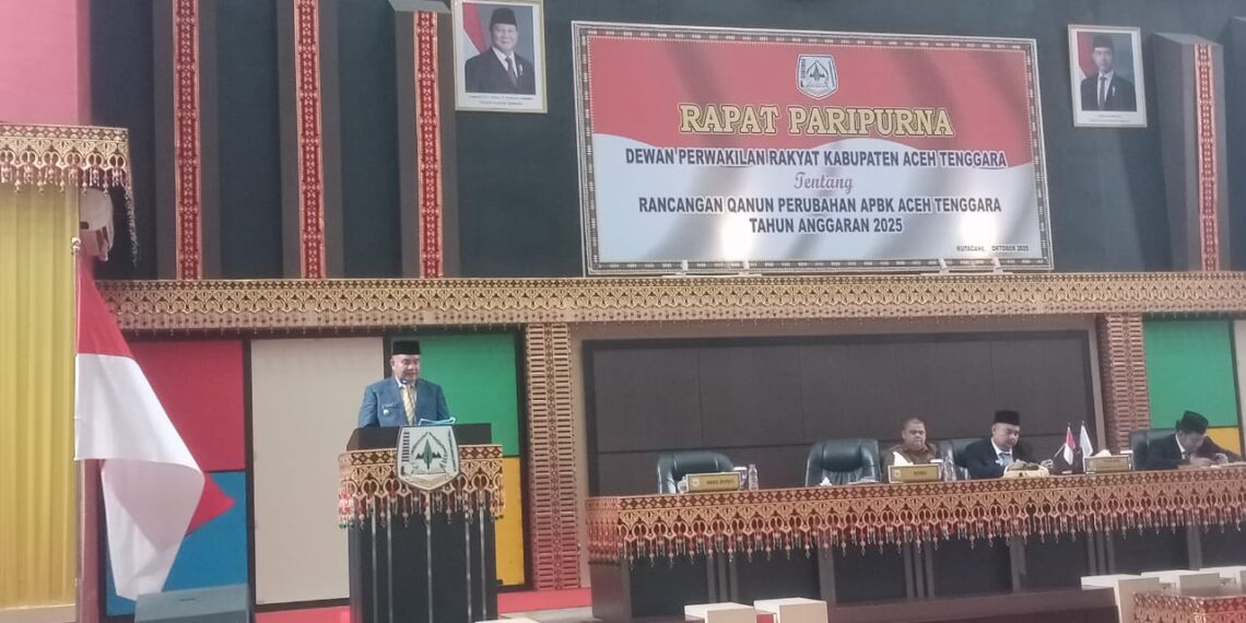 Bupati Fakhry Hadiri Penutupan Paripurna DPRK, Tekankan Transparansi dalam Perubahan APBK 2025