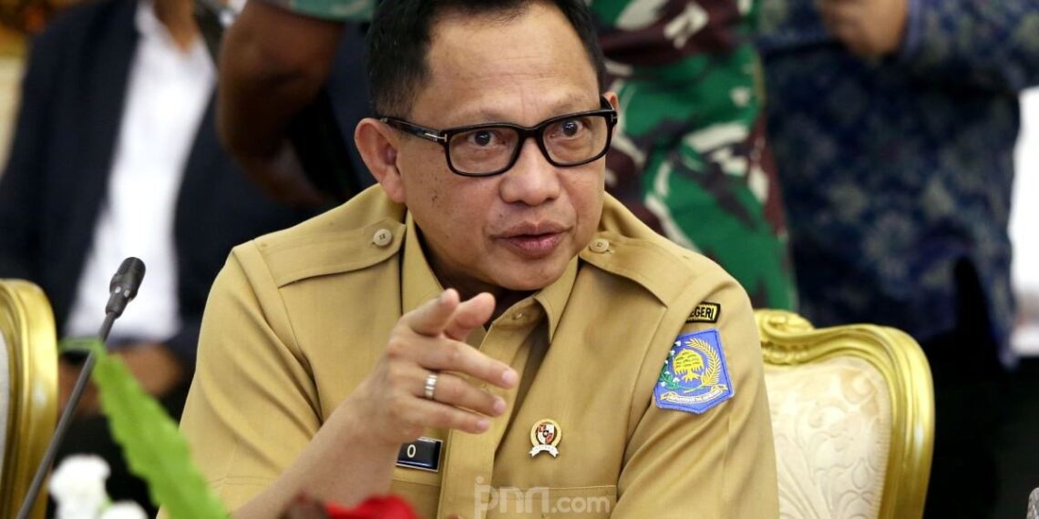 Mendagri Instruksikan Pemerintah Daerah Dukung Penyelenggaraan Angkutan Natal 2025 dan Tahun Baru 2026