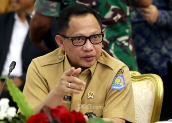 Mendagri Instruksikan Pemerintah Daerah Dukung Penyelenggaraan Angkutan Natal 2025 dan Tahun Baru 2026