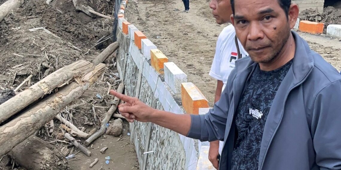 “Sang Senator Turun ke Pidie Jaya!” Azhari Cage Bongkar Borok Pembalakan Liar di Balik Bencana Banjir Aceh