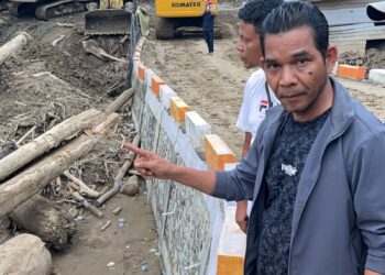 “Sang Senator Turun ke Pidie Jaya!” Azhari Cage Bongkar Borok Pembalakan Liar di Balik Bencana Banjir Aceh