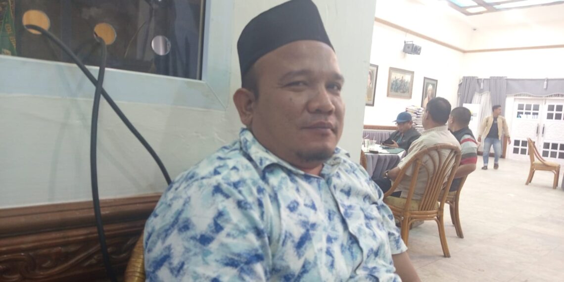 Distribusi Logistik Posko Aceh Utara, Anggota DPRK Lakukan Pengawasan Proses distribusi