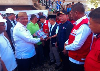 Jusuf Kalla Tinjau Korban Banjir dan Longsor di Aceh Utara, Bupati Ayahwa Dampingi Langsung