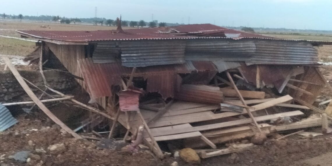 Desa Panigah Porak-Poranda Diterjang Banjir Bandang, Warga Bertahan di Tengah Kehilangan