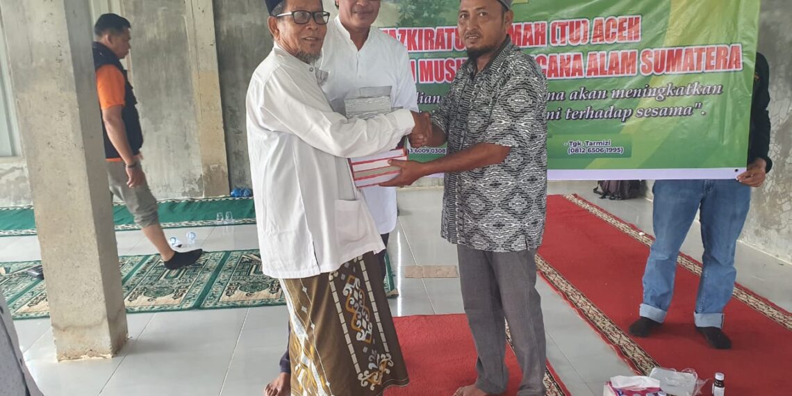 Aksi Peduli Bencana Alam Sumatera Tadzkiratul Ummah Aceh Berlangsung di Gampong Bintang Hu