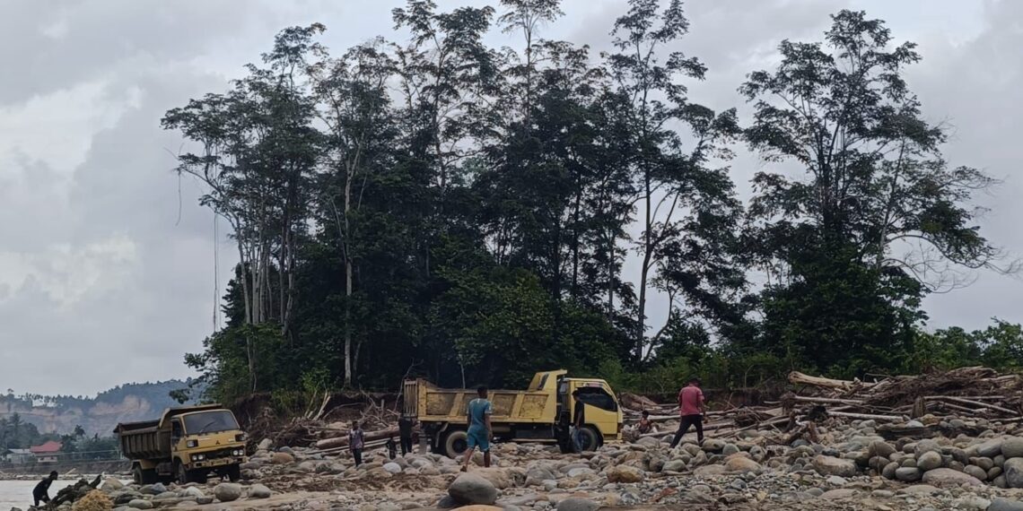 Pasca Banjir Aktivitas Galian C di Krueng Sawang Kembali Beroperasi, Warga Keluhkan Debu dan Ancaman Lingkungan