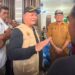 Antar Bantuan ke Lapang, Bupati Aceh Utara Pastikan Rumah Korban Bencana Dibangun Kembali
