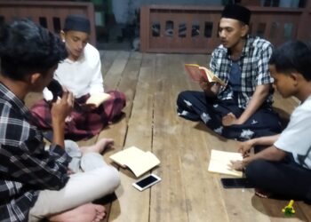 Malam Tahun Baru Berbalut Selawat, Pemuda Gampong Sungai Pauh Firdaus Lantunkan Dalailul Khairat