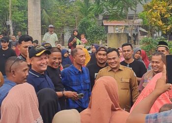 Bupati Aceh Utara Menyapa Korban Banjir dari Pintu ke Pintu, Pastikan Warga Tak Sendiri