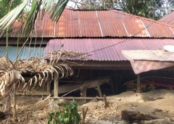 Menjelang Ramadan, Warga Babah Krueng Masih Bergelut dengan Lumpur dan Puing Banjir