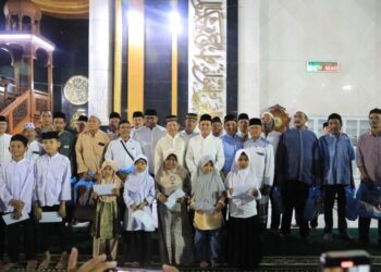 Hangatnya Buka Puasa Bersama Anak Yatim dan Penyerahan Bantuan Mendagri di Lhokseumawe