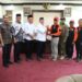 Bupati Aceh Utara Terima Hibah Ambulans dari UNS untuk Perkuat Layanan Kesehatan Pascabencana