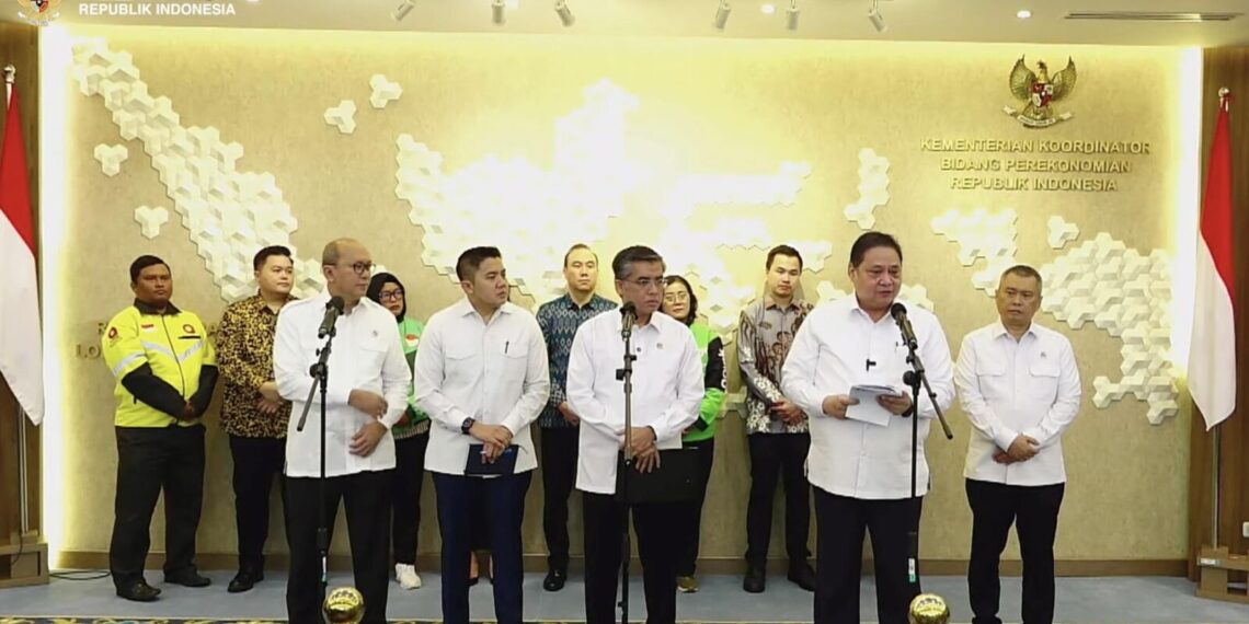 THR Cair Penuh! Rp55 Triliun untuk ASN, Swasta Wajib Bayar, Ojol Dapat Bonus Lebih Awal