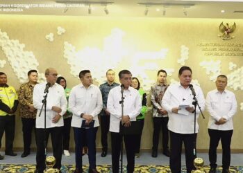 THR Cair Penuh! Rp55 Triliun untuk ASN, Swasta Wajib Bayar, Ojol Dapat Bonus Lebih Awal