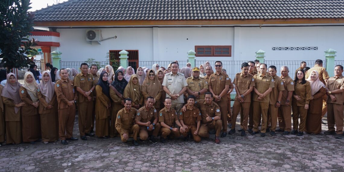 Pimpin Apel di Dinkes, Bupati Fakhry Tekankan Kedisiplinan dan Tetap Solid