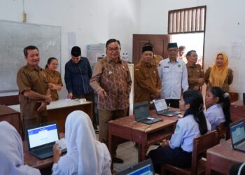 Bupati Aceh Tenggara Monitoring Pelaksanaan TKA di Beberapa Sekolah