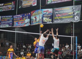 Laga Pembuka Kapolres Lhokseumawe Cup II Dramatis, Meurah Mulia Tumbangkan Yanco VC 3-2