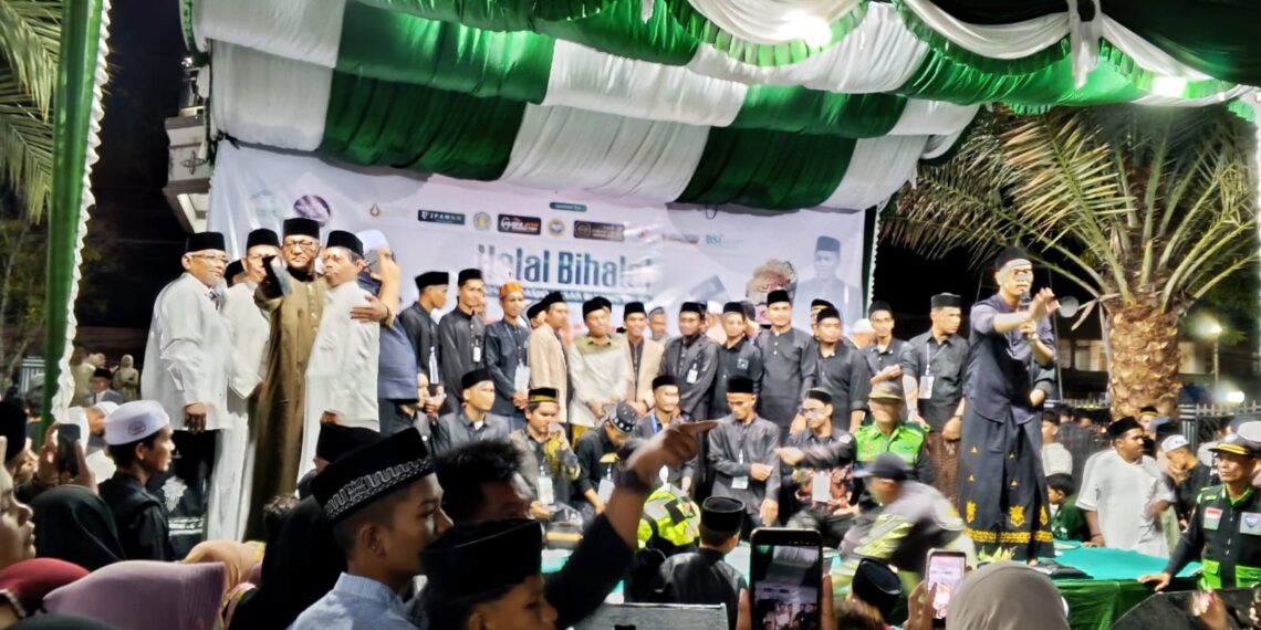 Momen Syahdu di Krueng Geukueh, Ribuan Hati Bertaut dalam Silaturahmi dan Siraman Rohani