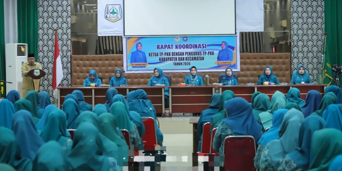 Melalui Rakor dan Halal Bihalal, Ketua TP PKK Aceh Tenggara Tekankan Sinergi dan Kinerja