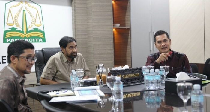 Gubernur Aceh Pimpin Rapat Bahas Validasi Data JKA Bersama Sekda dan Dinkes