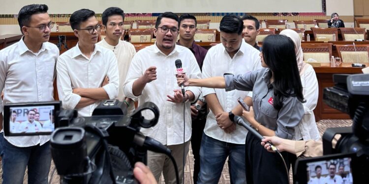 AMAN Kecam Pernyataan Fitnah Amien Rais Soal Seskab Teddy Indra Wijaya