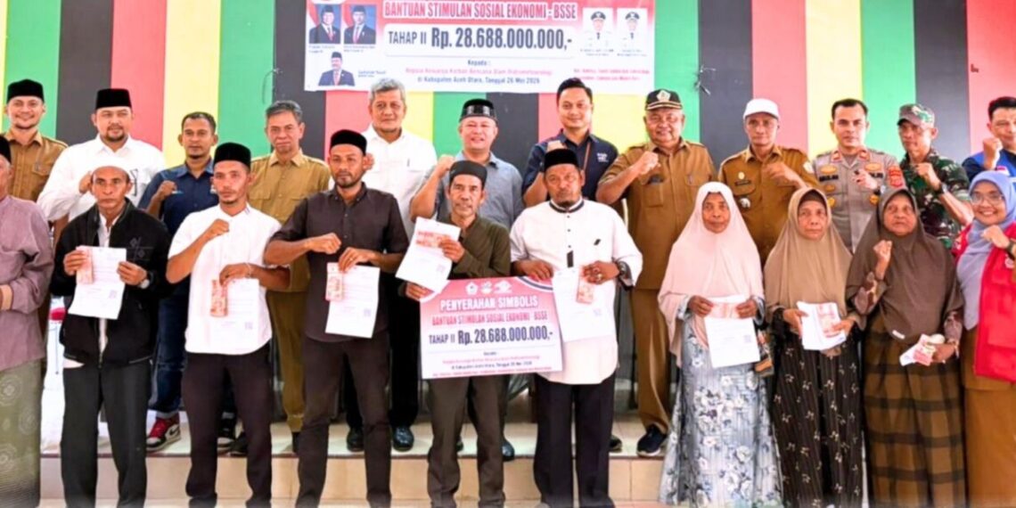 Bupati Aceh Utara Ayahwa Salurkan Bantuan Ekonomi Rp 28,6 Miliar ke Warga di 3 Kecamatan