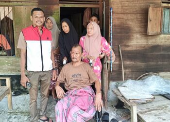 Komitmen Nyata, DPD PDI Perjuangan Aceh Realisasikan Bantuan Kursi Roda untuk Keluarga Munir