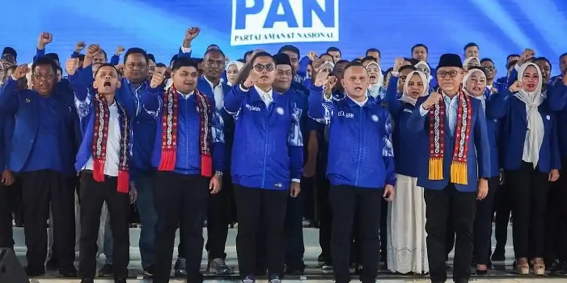 Nazaruddin Dek Gam Resmi Dilantik Jadi Ketua DPW PAN Aceh 2025-2030