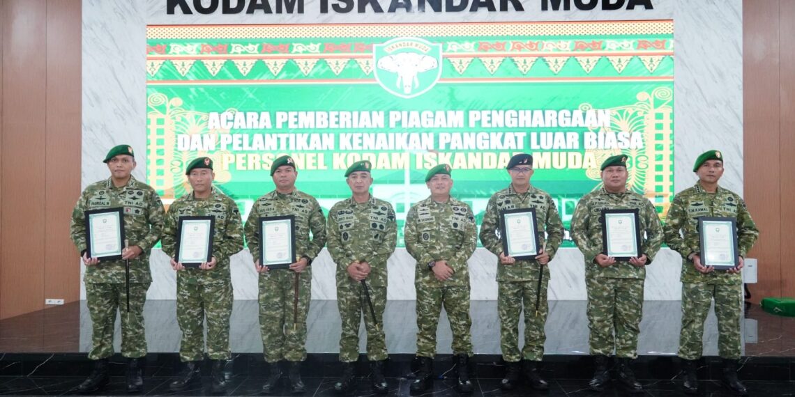 94 Orang Prajurit Berprestasi Kodam IM menerima Penghargaan dari Pangdam Iskandar Muda