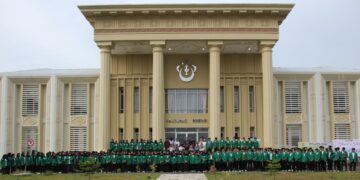 Pelantikan Akbar FH Unimal Ratusan Pengurus Ormawa dan Himpunan Magister, Satukan Langkah Menuju Fakultas Unggul