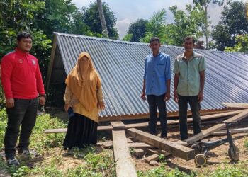 Jeritan Hati Korban Cuaca Ekstrem: Rumah Roboh, Harta Benda Tak Terselamatkan