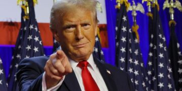 Ketegangan AS-Iran Meningkat: Trump Unggah Video AI Hancurnya Pulau Kharg, Iran Balas Tembakkan Rudal