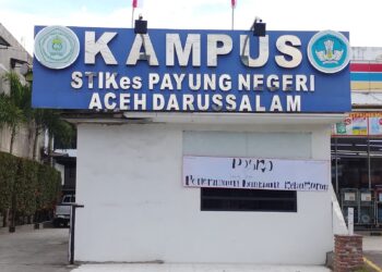 Mahasiswa STIKes PNAD Buka Posko Penerimaan Bantuan Korban Kebakaran di Jagong Jeget