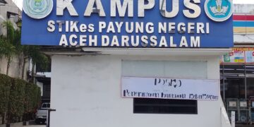 Mahasiswa STIKes PNAD Buka Posko Penerimaan Bantuan Korban Kebakaran di Jagong Jeget