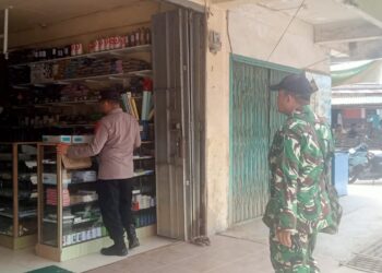 Jelang HUT RI ke-81, Bhabinkamtibmas dan Babinsa Samudera Ajak Warga Semarakkan Kemerdekaan